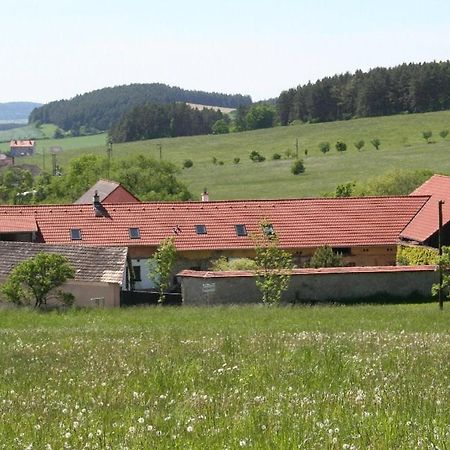Podkroví v Jihočeském Statku Nemejice Exteriér fotografie